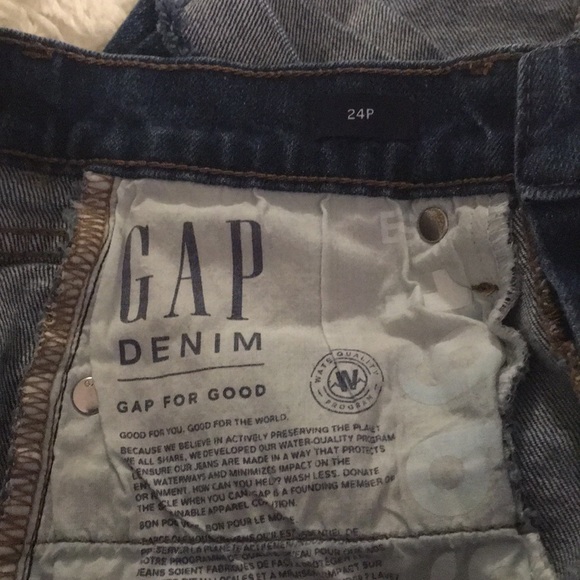 GAP Denim Cuffed Denim Shorts Size 24 Petite - Picture 10 of 10
